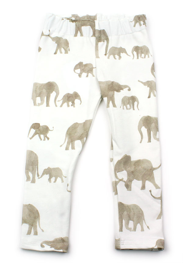 gebroken wit met olifantjes